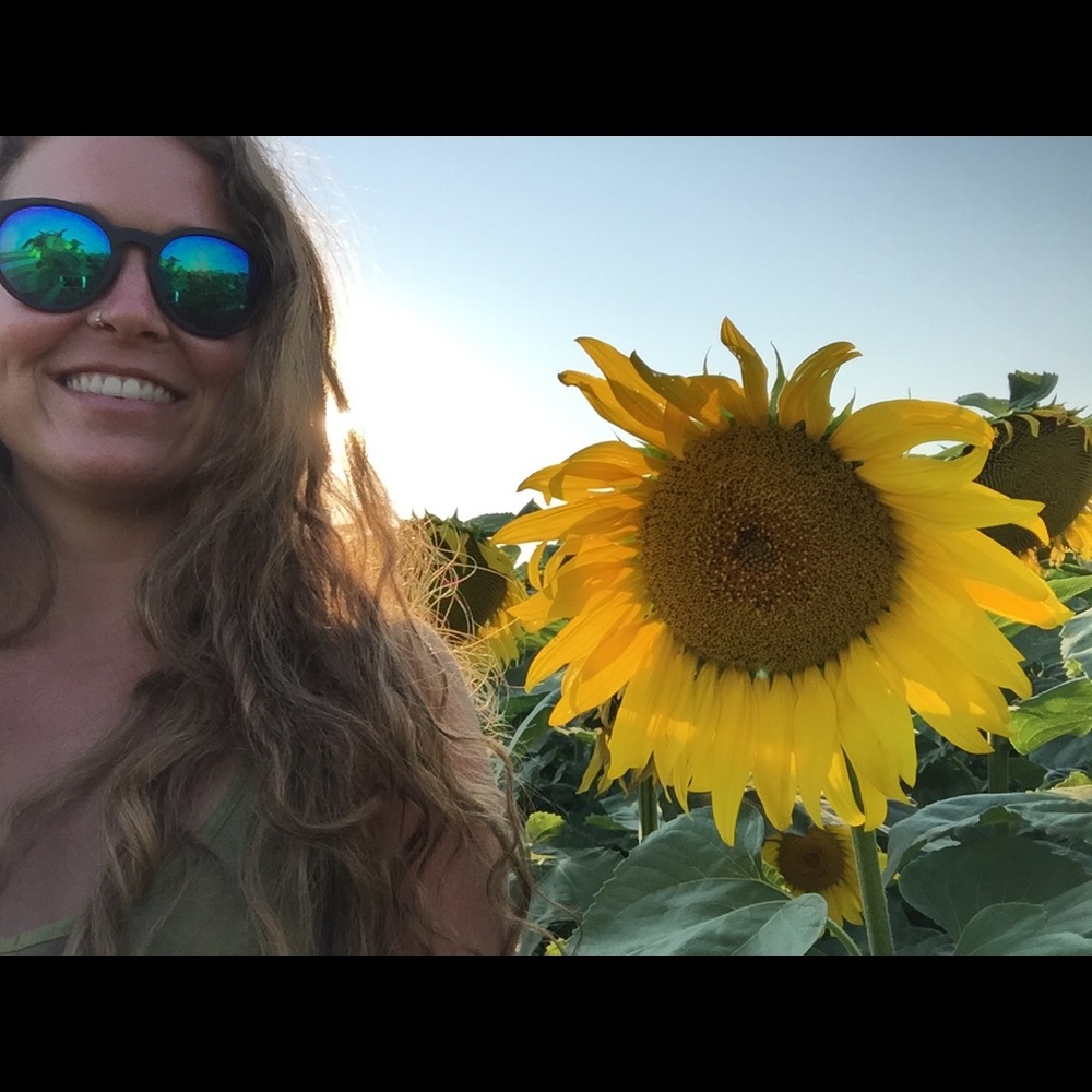 Meet your Posher, Laney